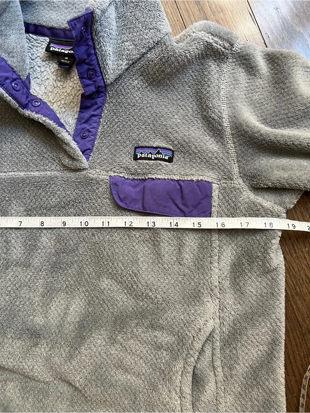 Patagonia Gray and purple fleece 1/4 snap fleece sweatshirt women’s medium